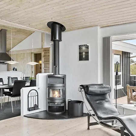 بيت للعطل Amazing Home In Lokken With Sauna Løkken